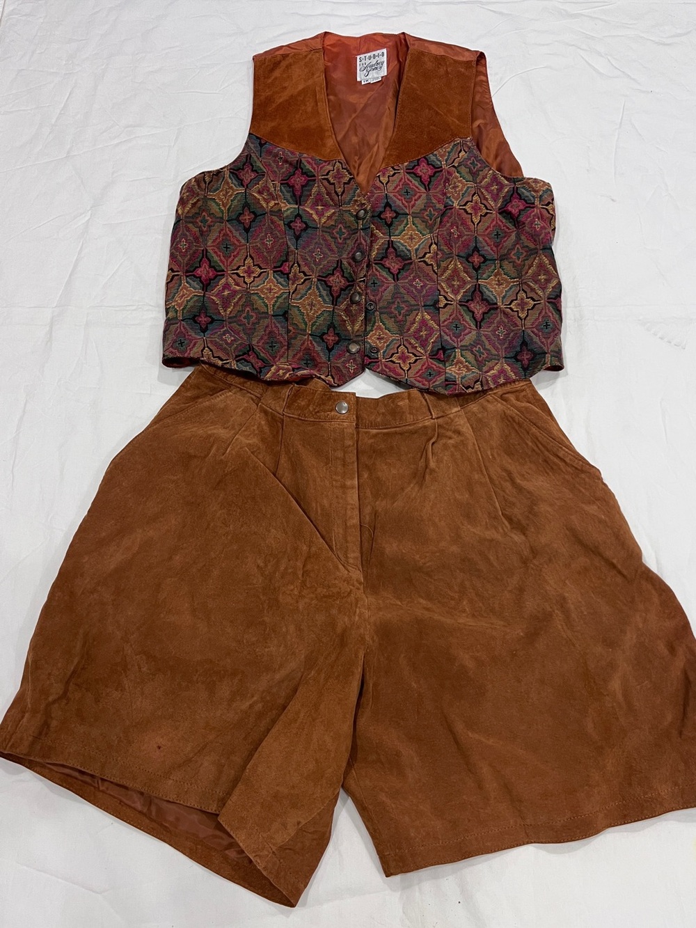 Vintage Audrey Jones Suede Leather Shorts Vest Set 1X Western Tapestry Boho